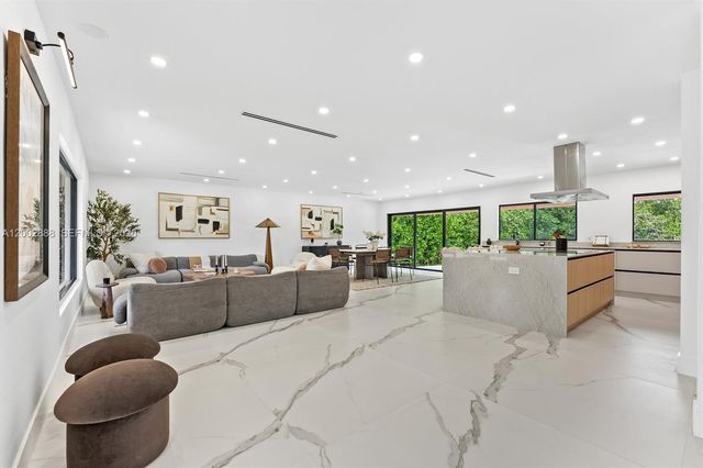 19731 NE 24th Ave, Miami, FL 33180