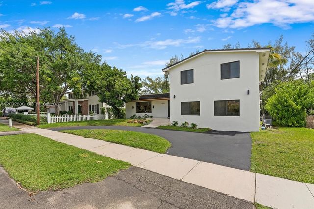 19731 NE 24th Ave, Miami, FL 33180