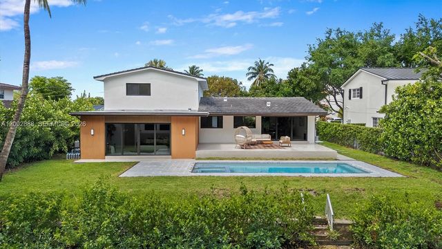 19731 NE 24th Ave, Miami, FL 33180