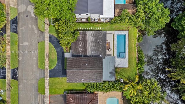 19731 NE 24th Ave, Miami, FL 33180