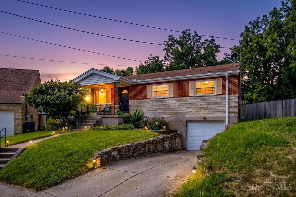 1737 Admiral Court, Cincinnati, OH 45238