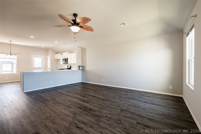 10715 N 101 East Court E, Owasso, OK 74055