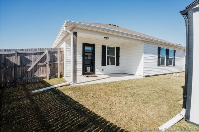 10715 N 101 East Court E, Owasso, OK 74055