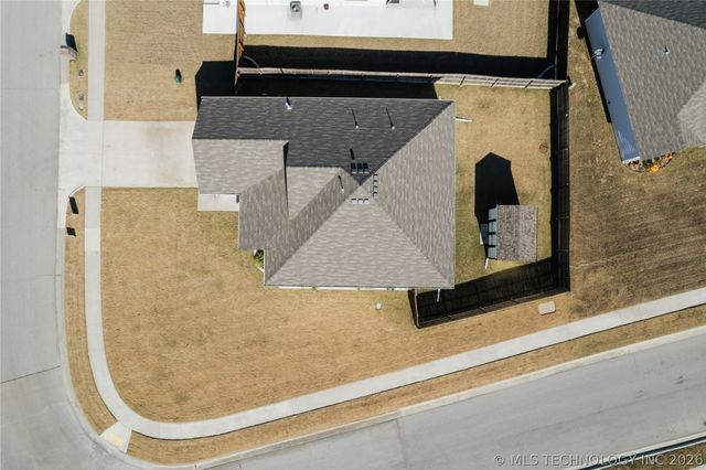 10715 N 101 East Court E, Owasso, OK 74055