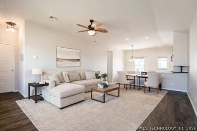 10715 N 101 East Court E, Owasso, OK 74055