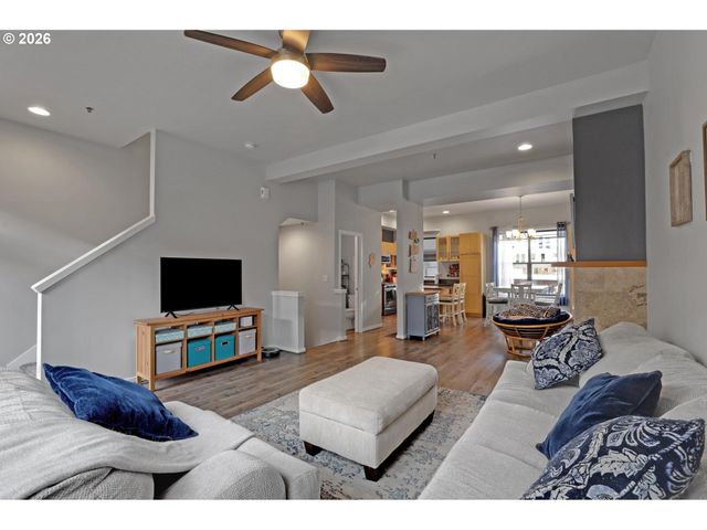 1420 Nw 20TH Ave 503, Portland, OR 97209