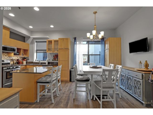 1420 Nw 20TH Ave 503, Portland, OR 97209