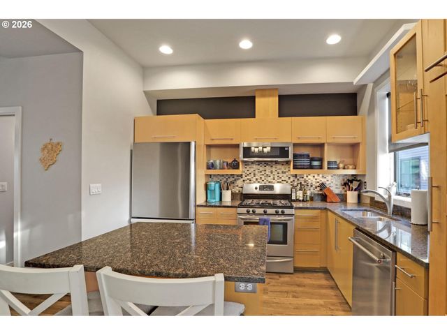 1420 Nw 20TH Ave 503, Portland, OR 97209