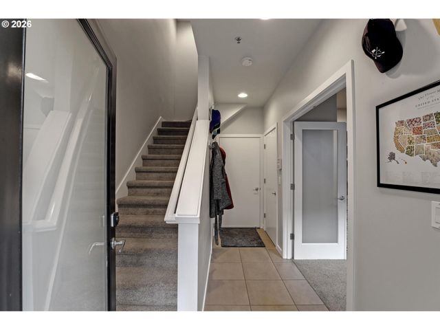 1420 Nw 20TH Ave 503, Portland, OR 97209