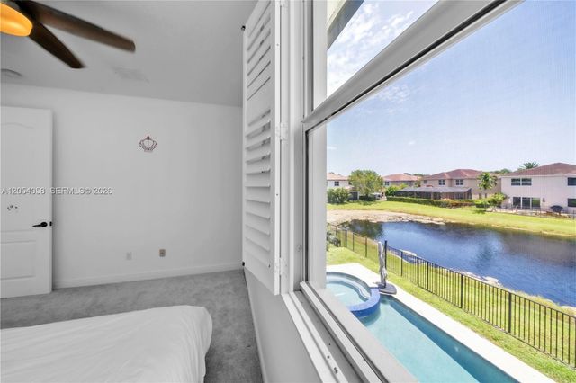 4587 San Mellina Dr, Coconut Creek, FL 33073