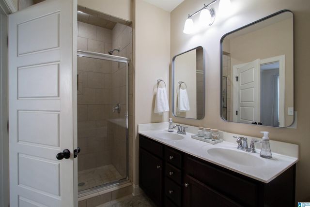 4550 BROOKSHIRE LOOP, Bessemer, AL 35022