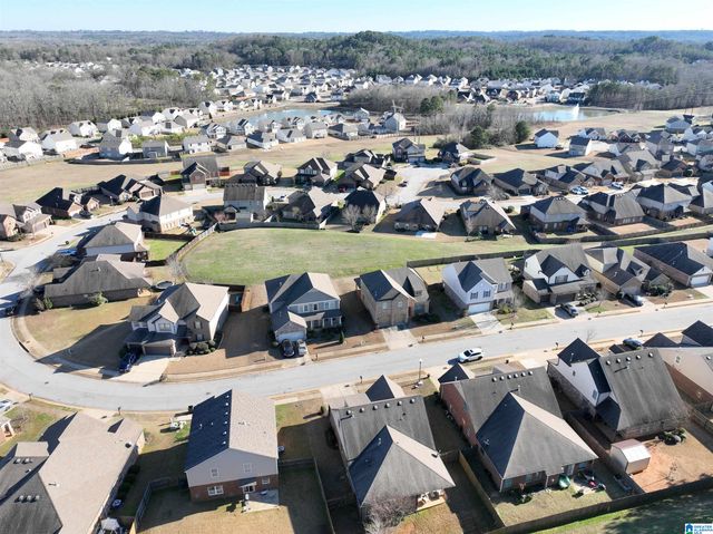 4550 BROOKSHIRE LOOP, Bessemer, AL 35022