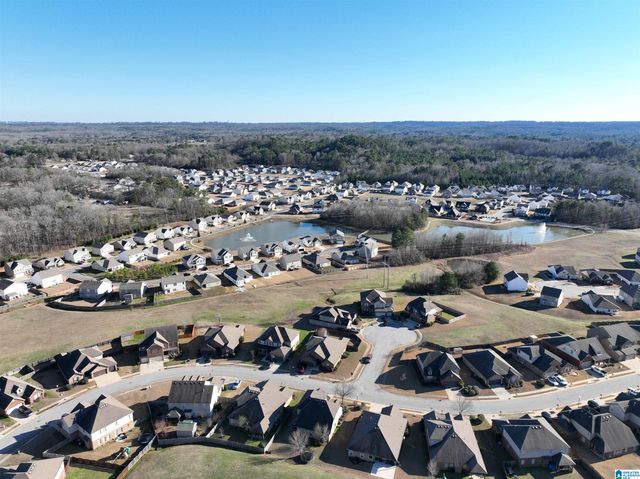 4550 BROOKSHIRE LOOP, Bessemer, AL 35022