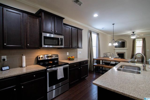 4550 BROOKSHIRE LOOP, Bessemer, AL 35022