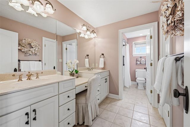 113 Amy Jo Lane, Robinson Twp, PA 15108