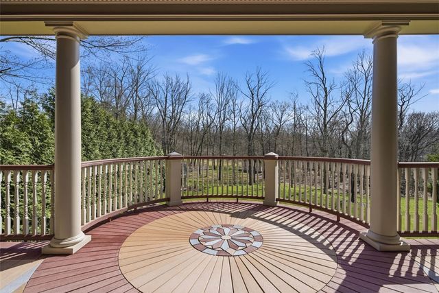 113 Amy Jo Lane, Robinson Twp, PA 15108