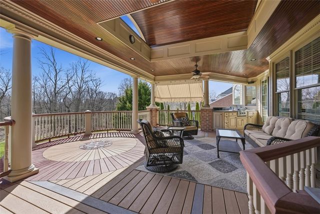 113 Amy Jo Lane, Robinson Twp, PA 15108