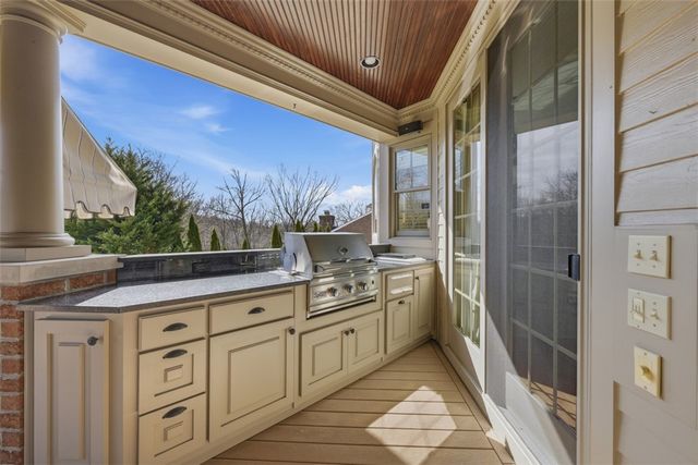 113 Amy Jo Lane, Robinson Twp, PA 15108