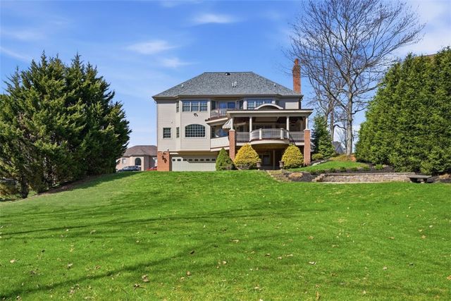 113 Amy Jo Lane, Robinson Twp, PA 15108