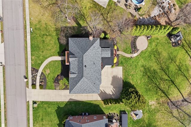 113 Amy Jo Lane, Robinson Twp, PA 15108