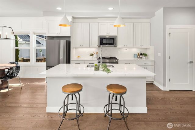 22755 SE 14th Court, Sammamish, WA 98075