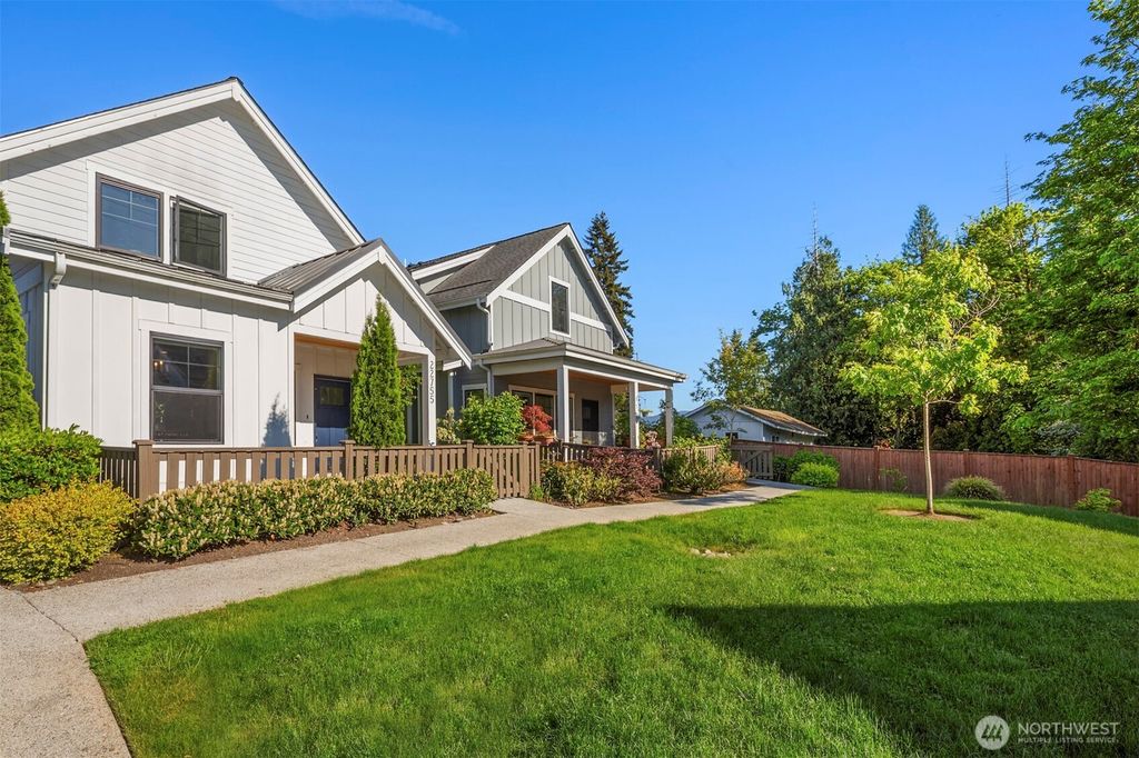 22755 SE 14th Court, Sammamish, WA 98075