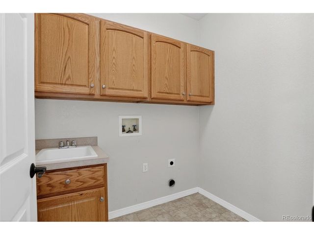 22742 E Calhoun Pl, Aurora, CO 80016
