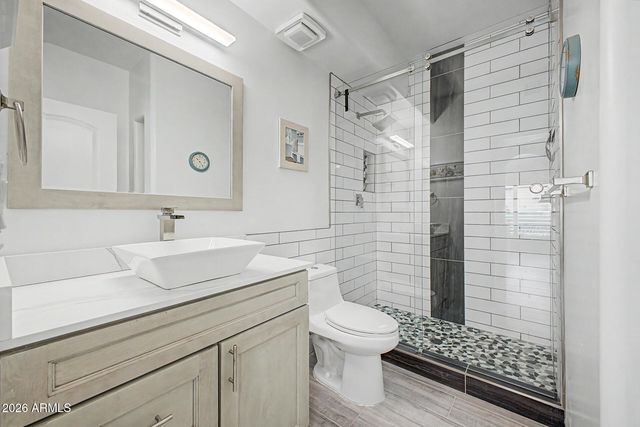 7199 E RIDGEVIEW Place 105, Carefree, AZ 85377