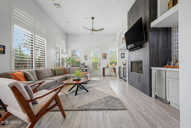 7199 E RIDGEVIEW Place 105, Carefree, AZ 85377