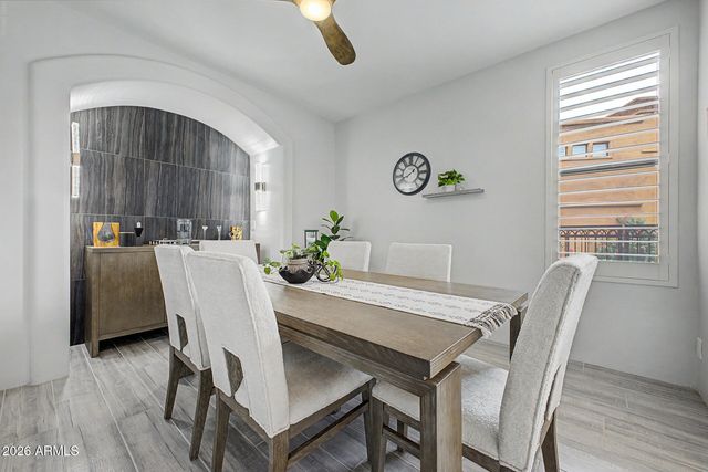 7199 E RIDGEVIEW Place 105, Carefree, AZ 85377
