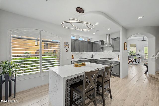 7199 E RIDGEVIEW Place 105, Carefree, AZ 85377