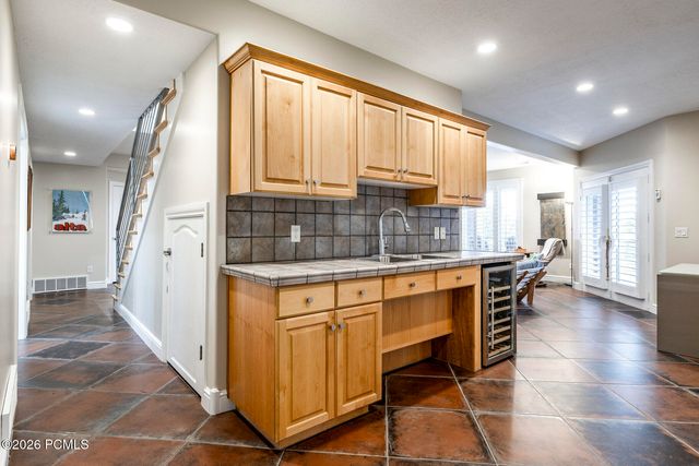 3252 Sunset Hollow Drive, Bountiful, UT 84010