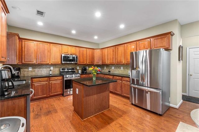 2729 Stillwater Lake Lane, Marietta, GA 30066