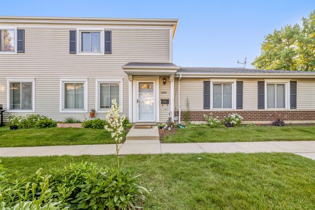 1034 Cove Drive 147B, Prospect Heights, IL 60070