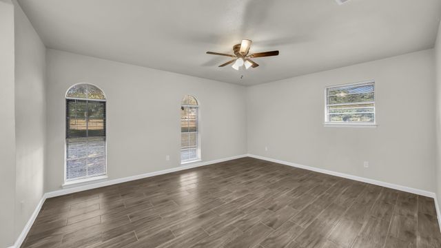 11001 Oak Grove Road S, Burleson, TX 76028