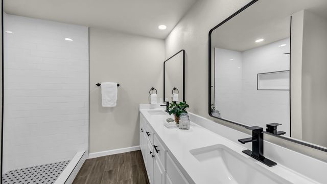 11001 Oak Grove Road S, Burleson, TX 76028