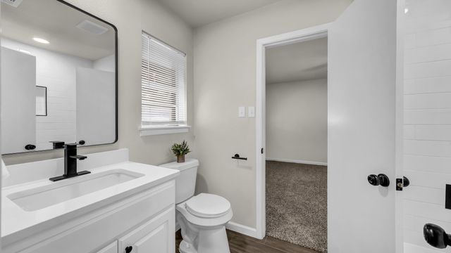 11001 Oak Grove Road S, Burleson, TX 76028
