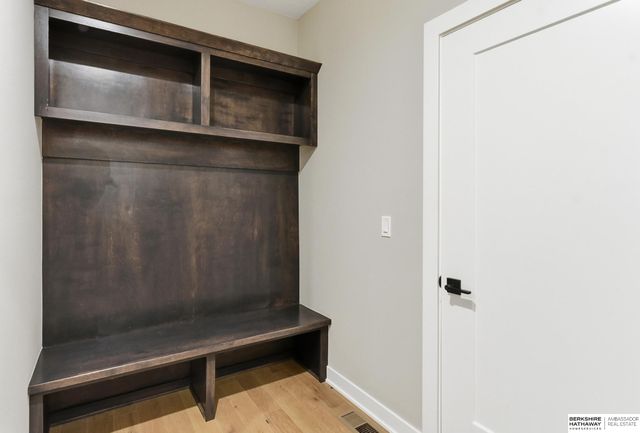 21723 Glenmore Drive, Gretna, NE 68028