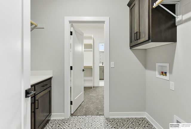 21723 Glenmore Drive, Gretna, NE 68028