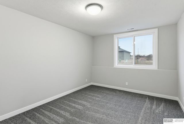 21723 Glenmore Drive, Gretna, NE 68028