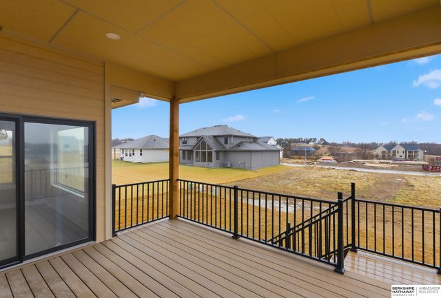21723 Glenmore Drive, Gretna, NE 68028