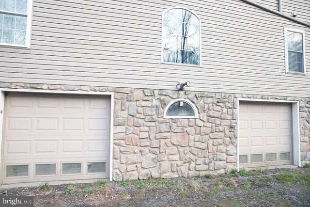 198 VALLEY LN, Hummelstown, PA 17036