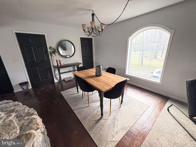 198 VALLEY LN, Hummelstown, PA 17036