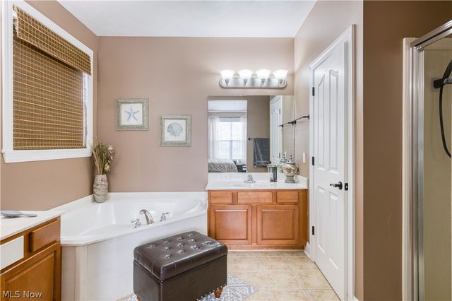 3082 Willowbrook, Aurora, OH 44202