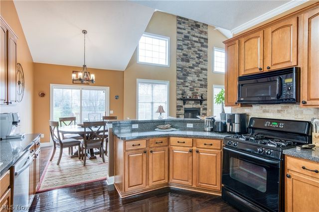 3082 Willowbrook, Aurora, OH 44202