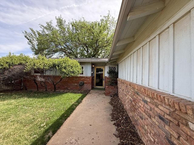 2813 57th Street, Lubbock, TX 79413