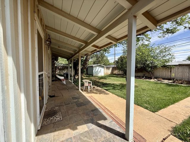 2813 57th Street, Lubbock, TX 79413