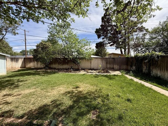 2813 57th Street, Lubbock, TX 79413