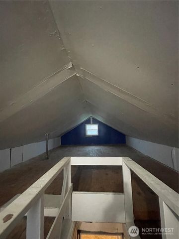 903 Howard Street, Raymond, WA 98577