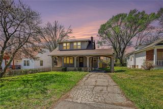 1812 S Hedges Avenue, Independence, MO 64052